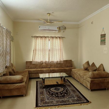 Sharvari Home Stay Udupi Buitenkant foto