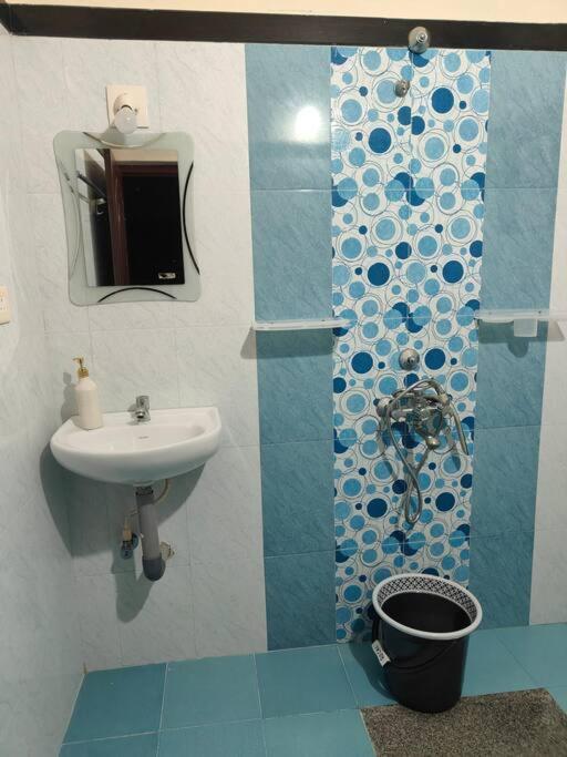 Sharvari Home Stay Udupi Buitenkant foto