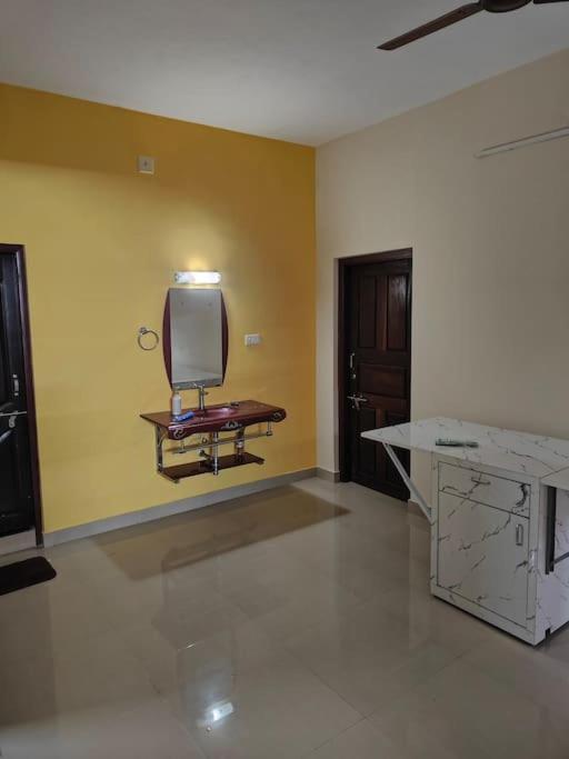Sharvari Home Stay Udupi Buitenkant foto