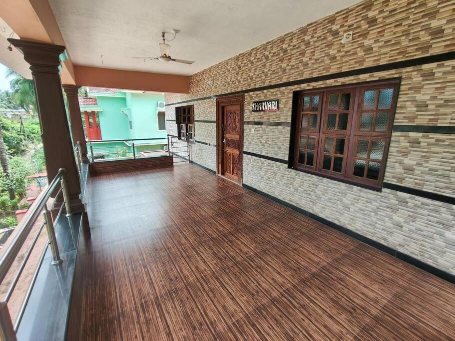 Sharvari Home Stay Udupi Buitenkant foto